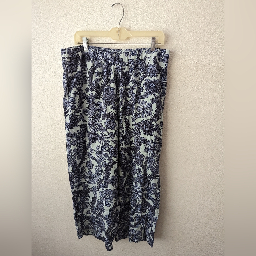 J.Jill Blue Floral Print Wide Leg Cropped Pants